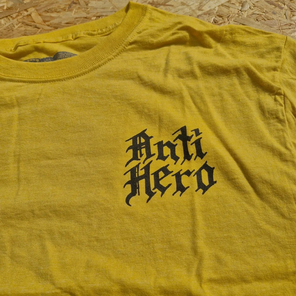 Anti Hero T-Shirt Coat Of Arms mustard