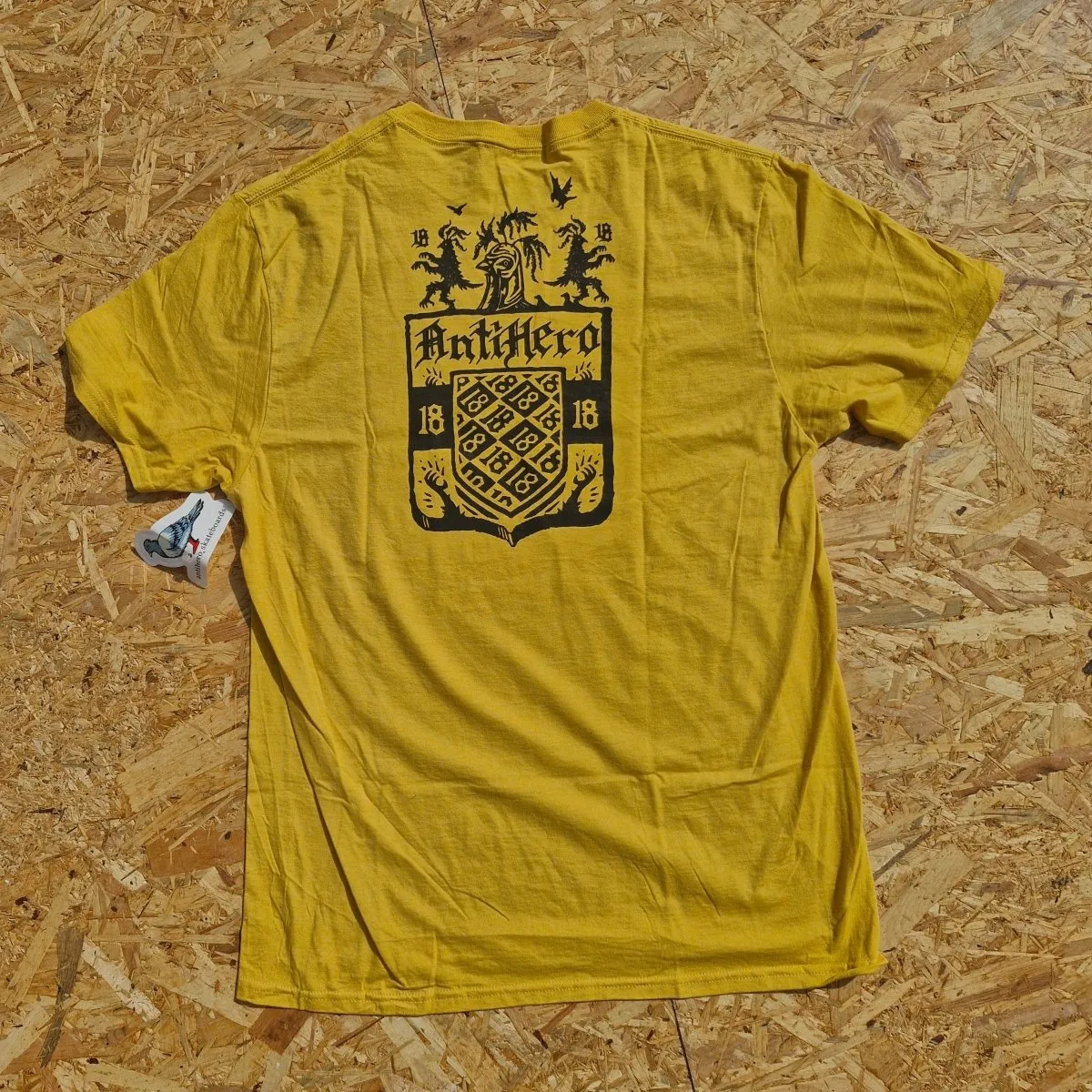 Anti Hero T-Shirt Coat Of Arms mustard