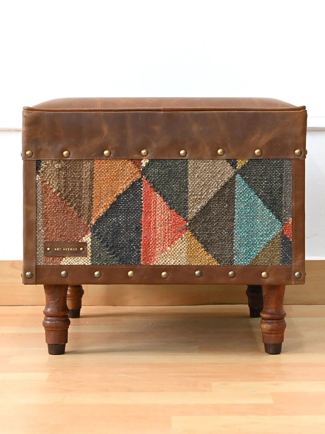 ESTELLE - KILIM & LEATHER OTTOMAN