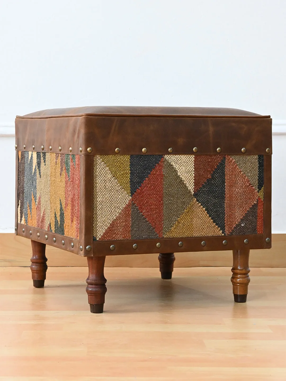 ESTELLE - KILIM & LEATHER OTTOMAN